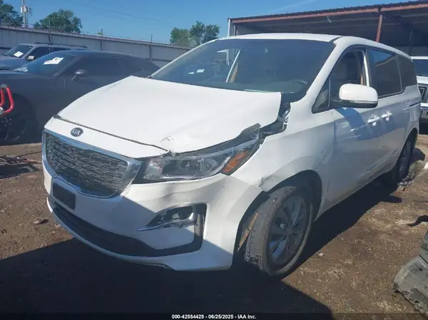 KNDMB5C14K6539623 2019 KIA SEDONA - Image 2
