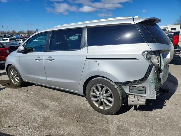 KNDMB5C14K6539802 2019 KIA SEDONA - Image 2
