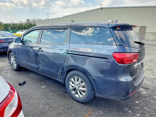 KNDMB5C14K6540688 2019 KIA SEDONA - Image 2
