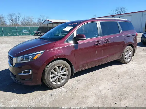 KNDMB5C14K6556583 2019 KIA SEDONA - Image 2