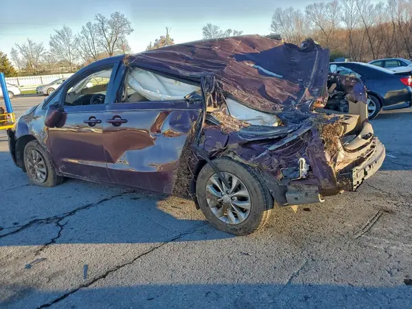 KNDMB5C14K6561735 2019 KIA SEDONA - Image 2