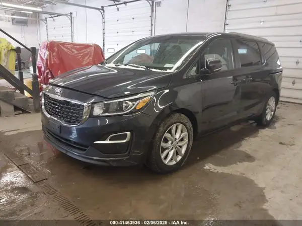 KNDMB5C14L6578164 2020 KIA SEDONA - Image 2