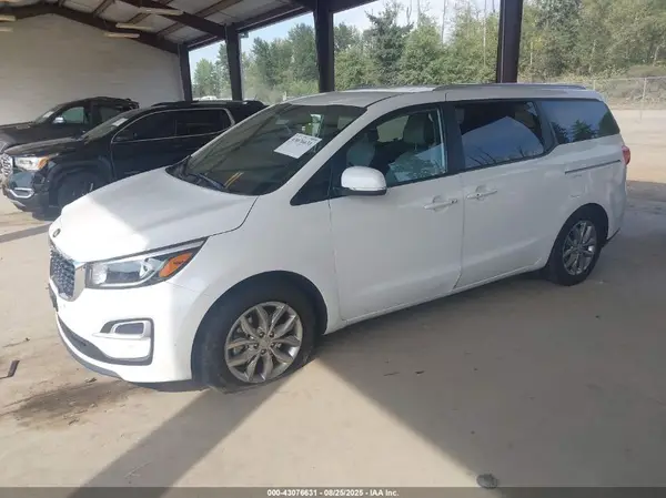 KNDMB5C14L6580559 2020 KIA SEDONA - Image 2