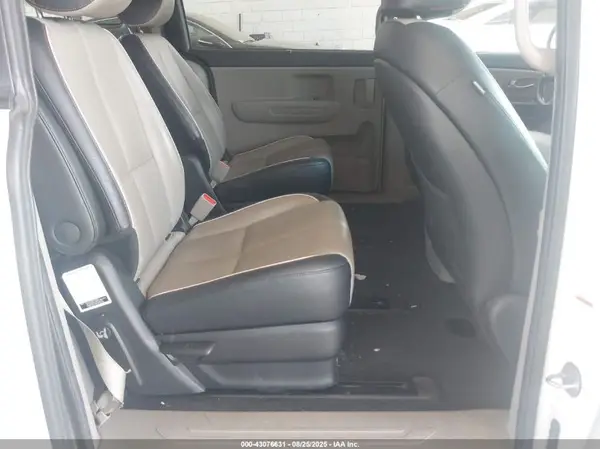 KNDMB5C14L6580559 2020 KIA SEDONA - Image 8