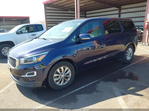 KNDMB5C14L6593456 2020 KIA SEDONA - Image 2