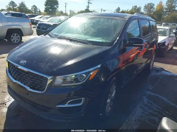 KNDMB5C14L6624916 2020 KIA SEDONA - Image 2