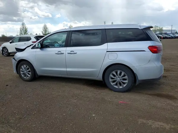 KNDMB5C14L6644292 2020 KIA SEDONA - Image 2