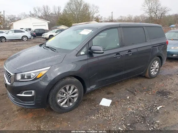 KNDMB5C14M6675608 2021 KIA SEDONA - Image 2