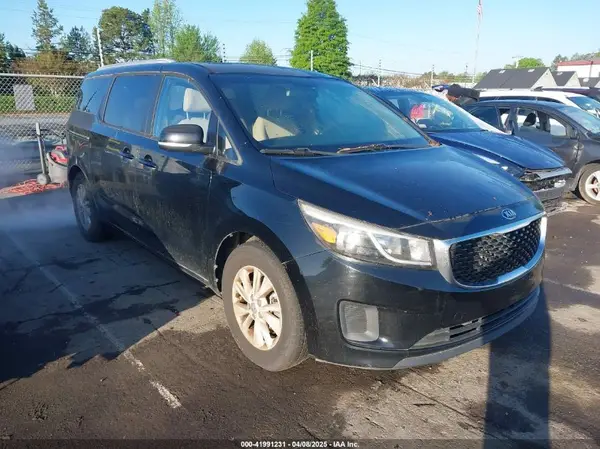 KNDMB5C15G6090413 2016 KIA SEDONA - Image 1