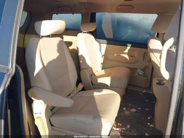 KNDMB5C15G6090413 2016 KIA SEDONA - Image 8