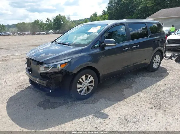 KNDMB5C15G6091593 2016 KIA SEDONA - Image 2