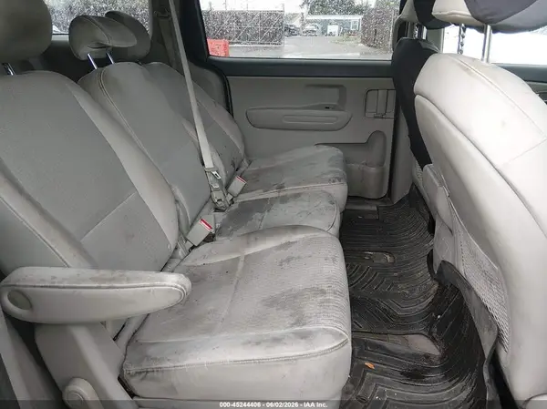KNDMB5C15G6105024 2016 KIA SEDONA - Image 8