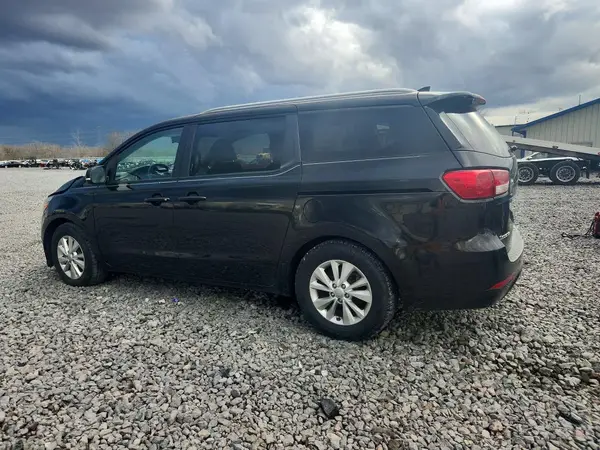 KNDMB5C15G6113351 2016 KIA SEDONA - Image 2