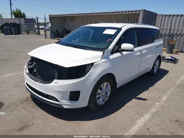 KNDMB5C15G6119568 2016 KIA SEDONA - Image 2