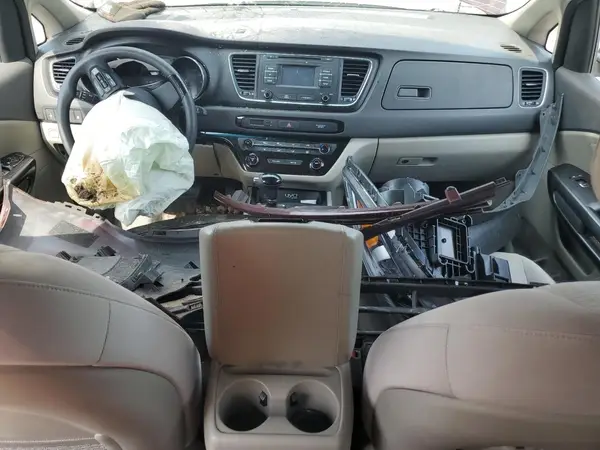 KNDMB5C15G6142249 2016 KIA SEDONA - Image 8