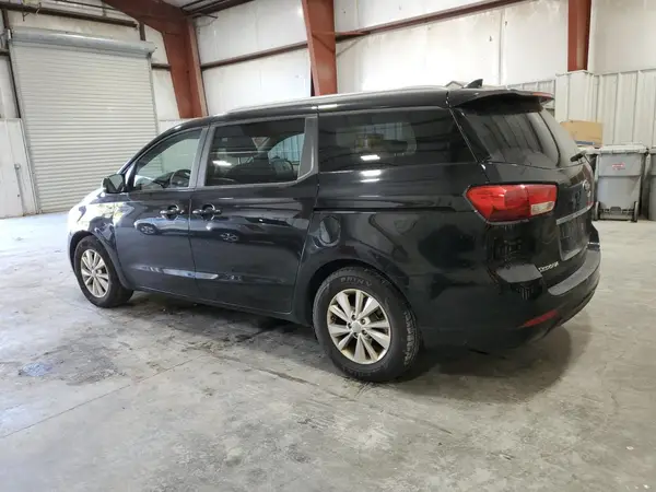 KNDMB5C15G6146835 2016 KIA SEDONA - Image 2