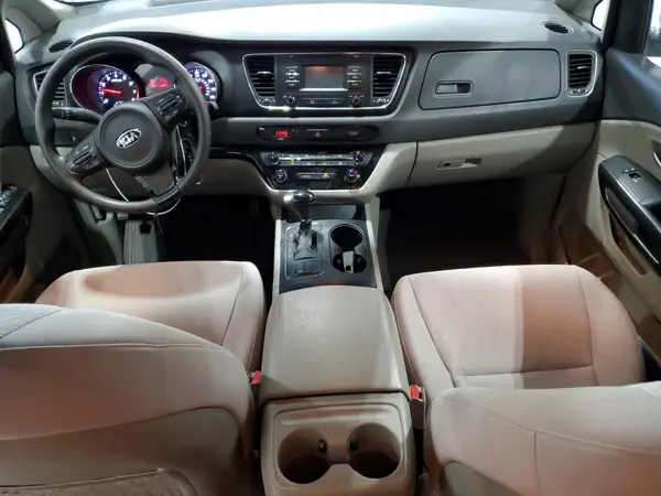 KNDMB5C15G6146835 2016 KIA SEDONA - Image 8