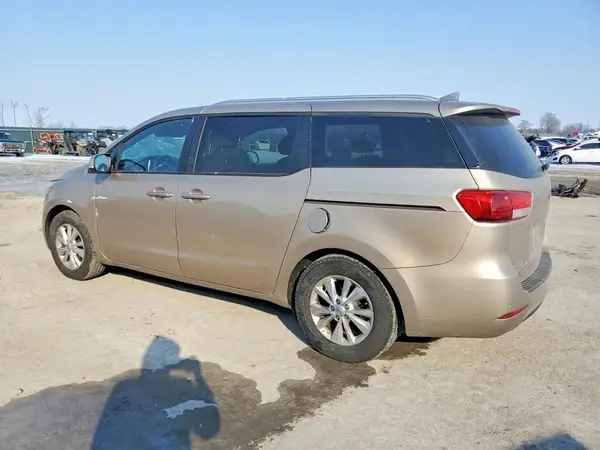 KNDMB5C15G6151887 2016 KIA SEDONA - Image 2
