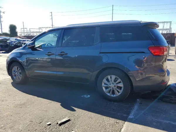 KNDMB5C15G6165269 2016 KIA SEDONA - Image 2