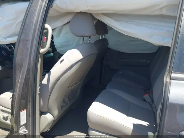 KNDMB5C15G6195372 2016 KIA SEDONA - Image 8