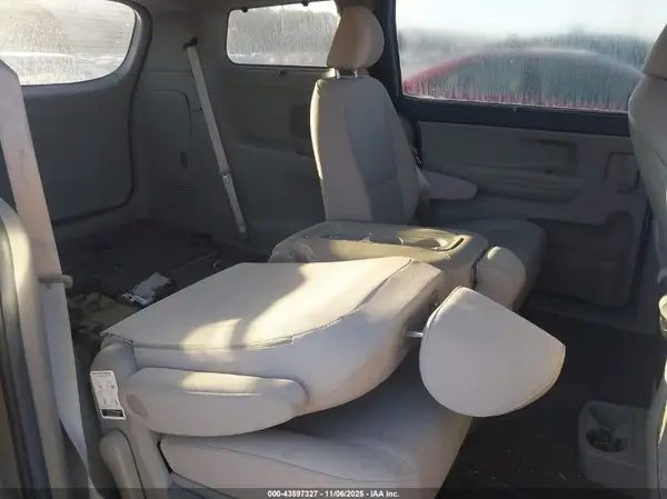 KNDMB5C15G6198935 2016 KIA SEDONA - Image 8