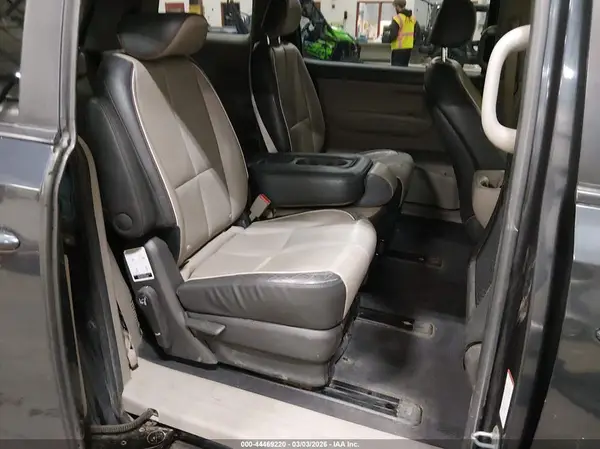 KNDMB5C15G6208766 2016 KIA SEDONA - Image 8