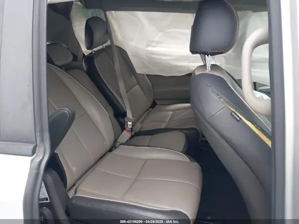 KNDMB5C15G6209769 2016 KIA SEDONA - Image 8