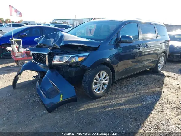 KNDMB5C15G6210176 2016 KIA SEDONA - Image 2