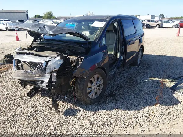 KNDMB5C15G6211375 2016 KIA SEDONA - Image 2