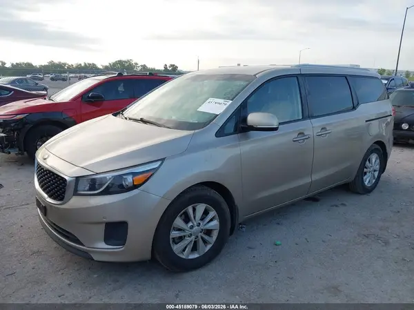 KNDMB5C15G6211411 2016 KIA SEDONA - Image 2