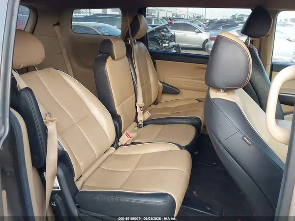 KNDMB5C15G6211411 2016 KIA SEDONA - Image 8