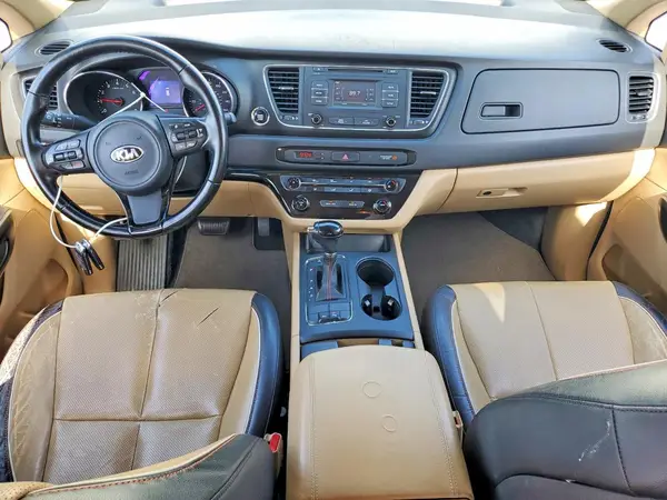 KNDMB5C15G6217239 2016 KIA SEDONA - Image 8