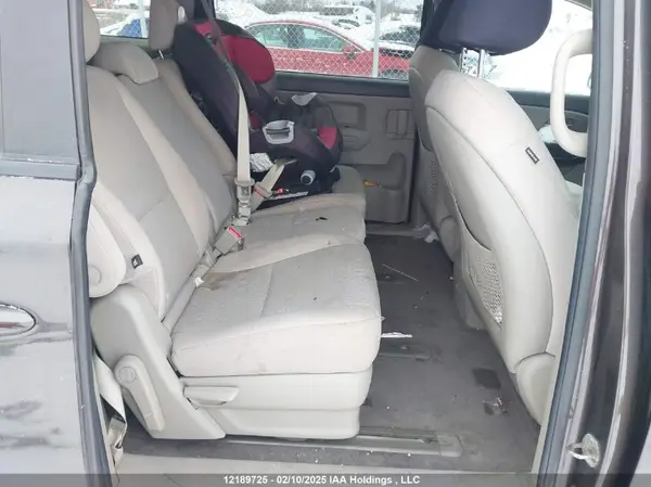KNDMB5C15G6221162 2016 KIA SEDONA - Image 8