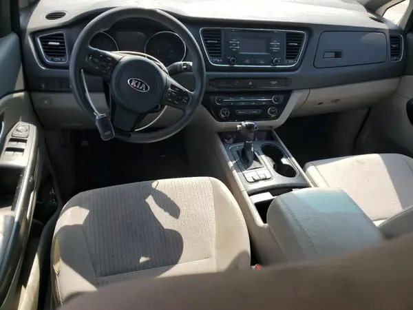 KNDMB5C15H6219350 2017 KIA SEDONA - Image 8