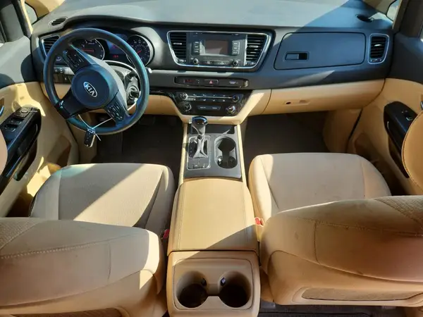 KNDMB5C15H6219381 2017 KIA SEDONA - Image 8