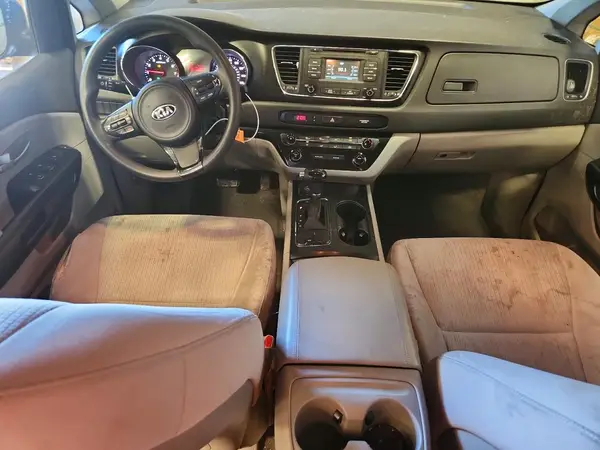 KNDMB5C15H6228713 2017 KIA SEDONA - Image 8