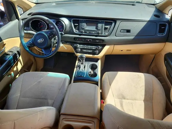 KNDMB5C15H6230901 2017 KIA SEDONA - Image 8