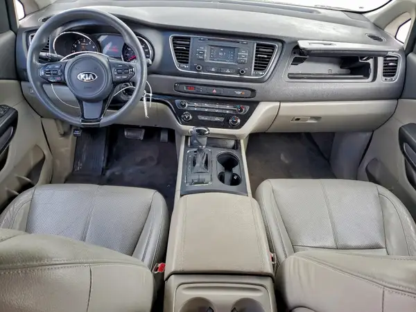 KNDMB5C15H6233197 2017 KIA SEDONA - Image 8
