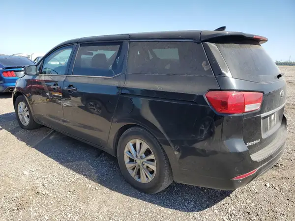KNDMB5C15H6236018 2017 KIA SEDONA - Image 2