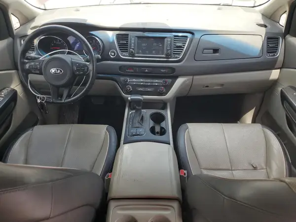 KNDMB5C15H6247603 2017 KIA SEDONA - Image 8