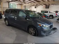 KNDMB5C15H6253918 2017 KIA SEDONA