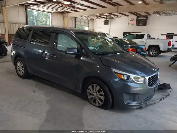 KNDMB5C15H6253918 2017 KIA SEDONA - Image 1