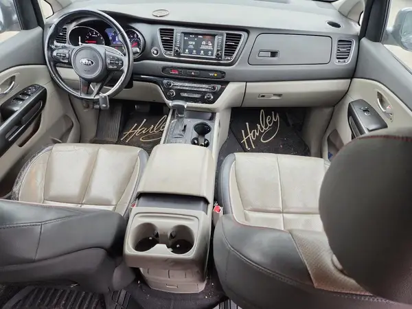 KNDMB5C15H6254843 2017 KIA SEDONA - Image 8