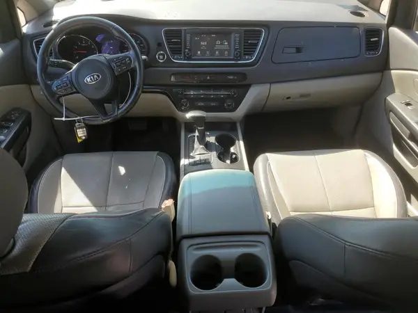 KNDMB5C15H6266281 2017 KIA SEDONA - Image 8