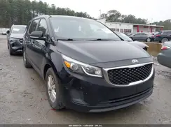 KNDMB5C15H6266653 2017 KIA SEDONA