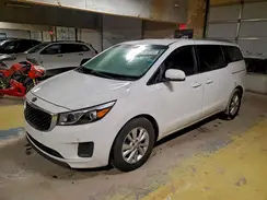 KNDMB5C15H6268077 2017 KIA SEDONA