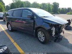 KNDMB5C15H6270055 2017 KIA SEDONA