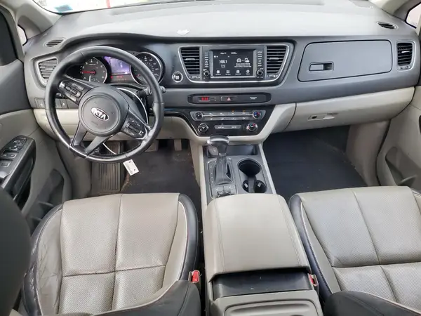 KNDMB5C15H6281914 2017 KIA SEDONA - Image 8