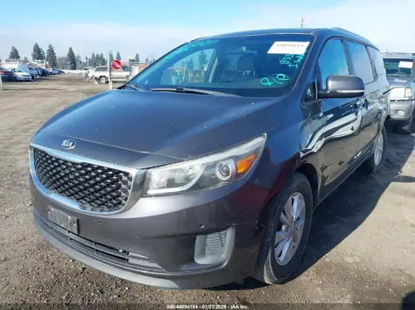 KNDMB5C15H6283775 2017 KIA SEDONA - Image 2