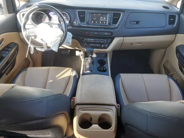 KNDMB5C15H6292881 2017 KIA SEDONA - Image 8